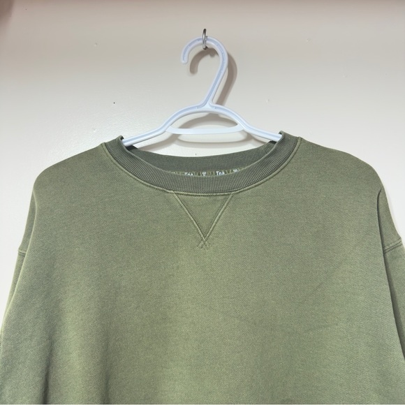 Aritiza TNA Sweater Green Women Size M - Picture 2 of 10